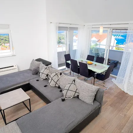 Memo - Zf Hvar Apartman *