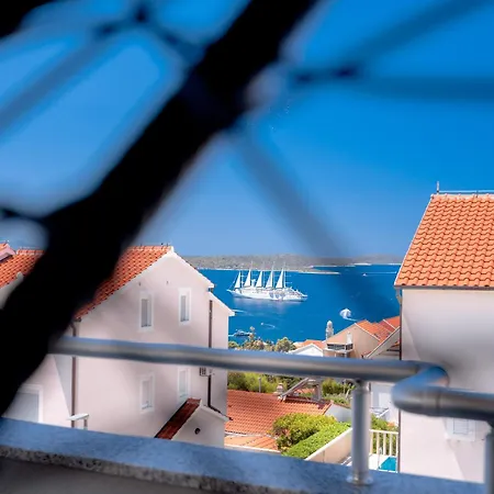 Memo - Zf Hvar * Hvar Town