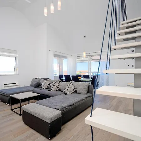 Memo - Zf Hvar * 흐바르