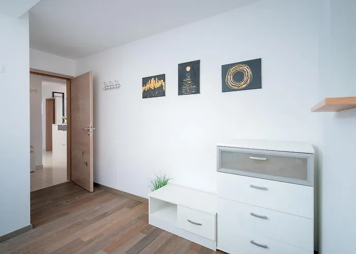 Memo - Zf Hvar Hvar Town