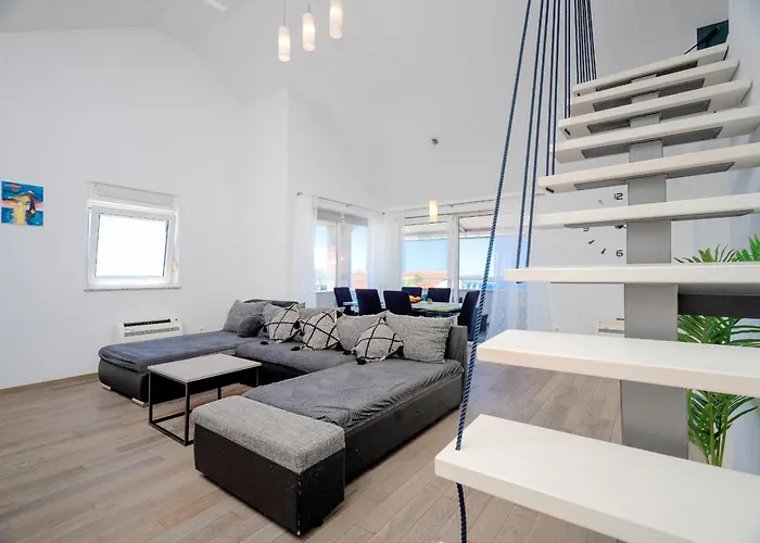 Memo - Zf Hvar * Hvar Town